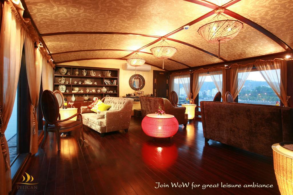 Pelican Classic Cruise Ha Long Buitenkant foto
