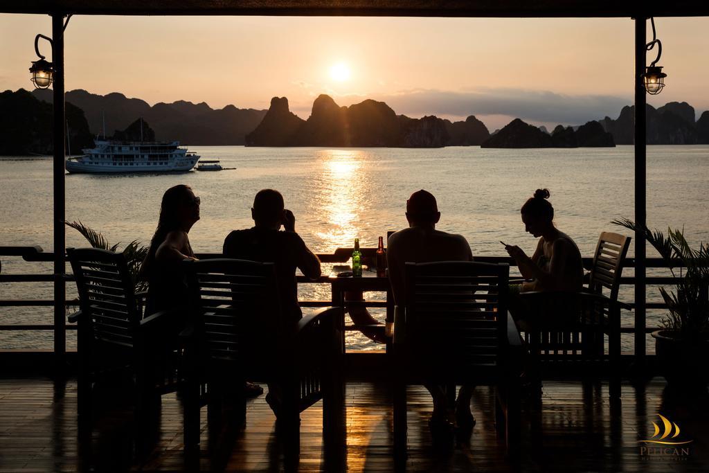 Pelican Classic Cruise Ha Long Buitenkant foto