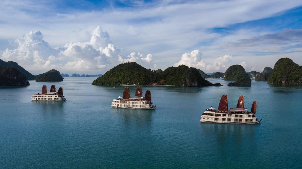Pelican Classic Cruise Ha Long Buitenkant foto