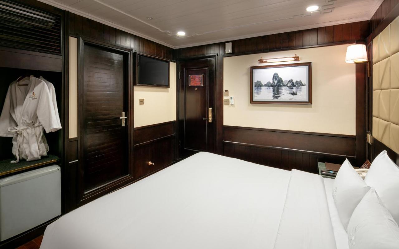 Pelican Classic Cruise Ha Long Buitenkant foto
