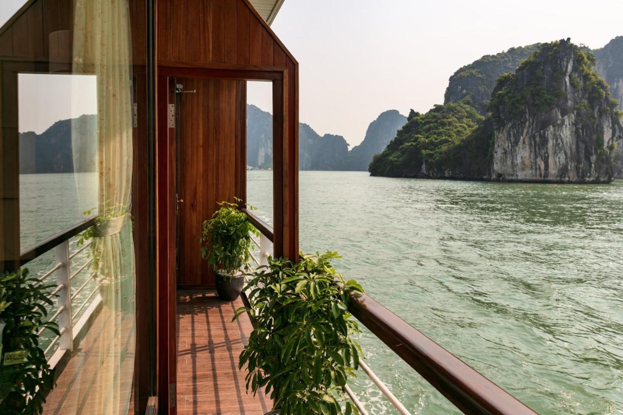 Pelican Classic Cruise Ha Long Buitenkant foto